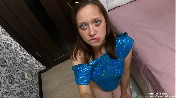saw a spy camera and started masturbating and squirting specifically on it