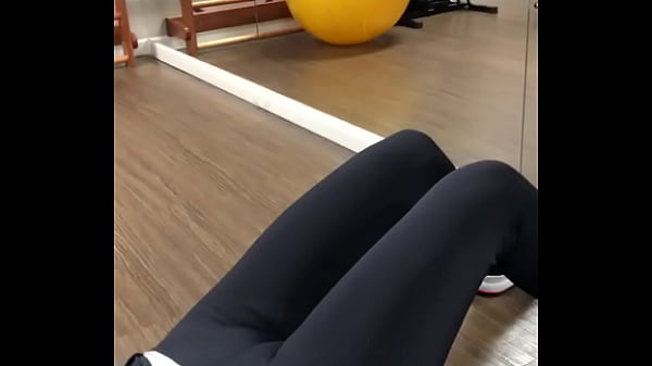 Wife in leggings without panties at the gym