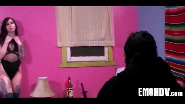 Babe with tattoos gets dick 446