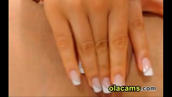 Close-up teen pussy on cam