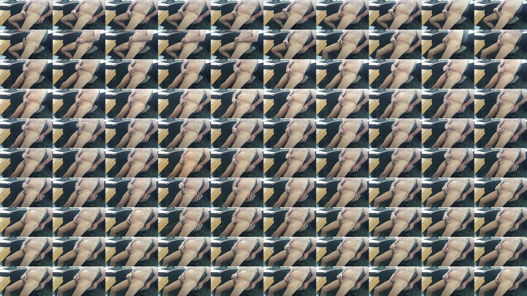 Masturbation again at Home 预览图