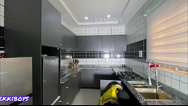 My plumber has a huge cock i beg to have a taste of it