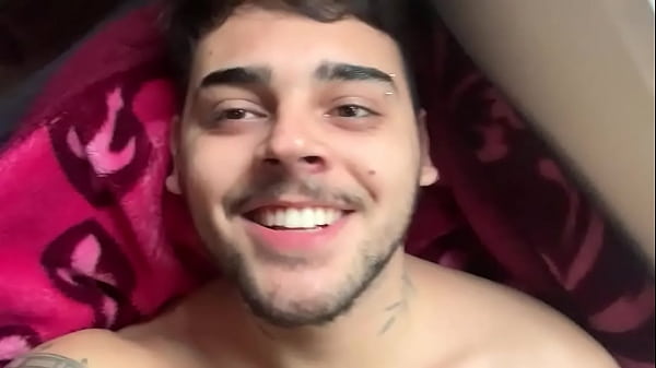 Download Video - LUCAS NOBRE TE DANDO LEITE twitter &commat; lucas nobrepoa