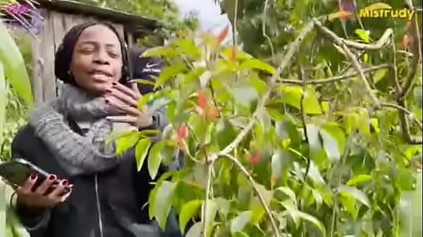 Picturing it with her mind