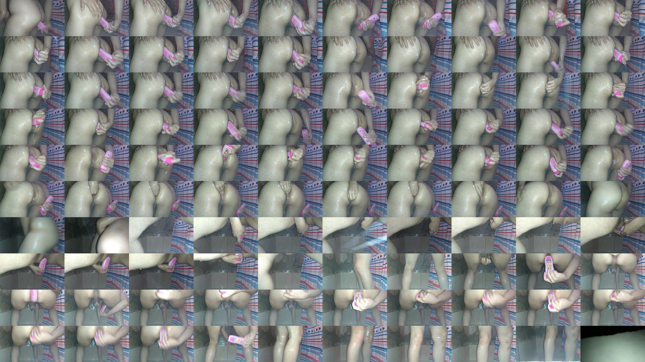 Colandome shampoo Barbie mientras me ba&ntilde;o 预览图