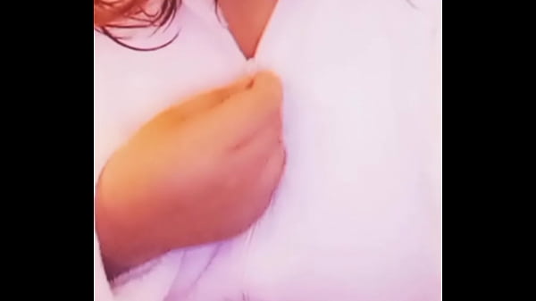 thumb in pijama