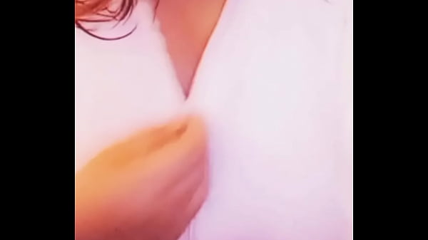 thumb in pijama