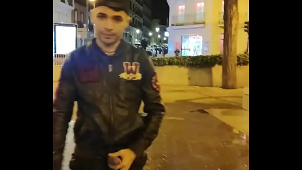 Download Video - LEO BULGARI AND XISCO HORNY FROM THE STREET TO THE PORTAL OF THE HOUSE&excl;&excl;&excl;