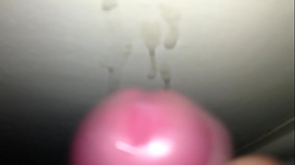 Punheta no banho