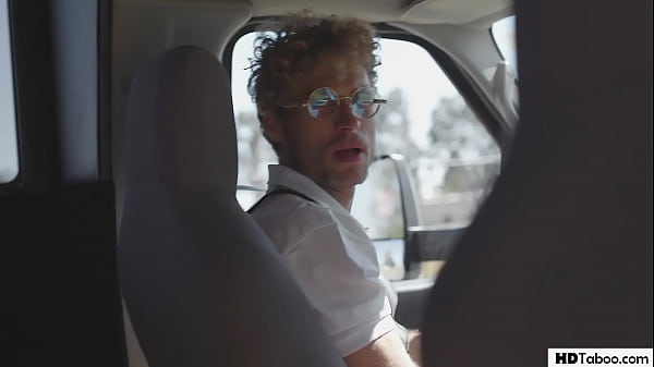 Download Video - Pervert Bus Driver - Alison Rey&comma; Gracie May Green&comma; North&comma; Whitney Wright and Carolina Sweets