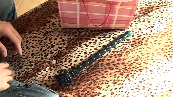 Victoria Sweet knows how to get a fiesta going - she skips a sweet, mouthy introduction...