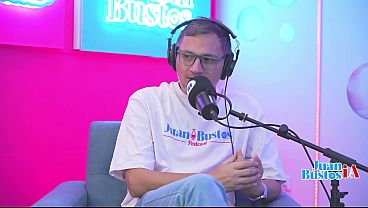 Sexy MILF PamelaXpice goes wild riding a huge dildo in an incredibly wild way.