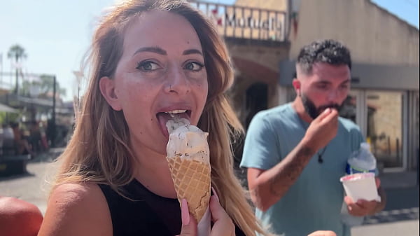 Cumswapping and Double Blowjob for Two French Hot Babes