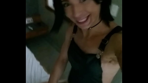 Ativa Soraia Perola comendo putinha