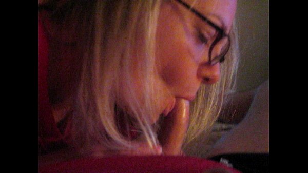 WIFE SUCKS COCK EATS CUM THEN SQUIRTS