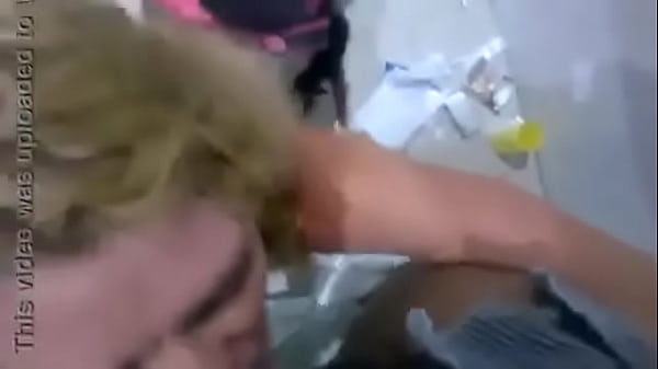 Absolutely Loves jizz.