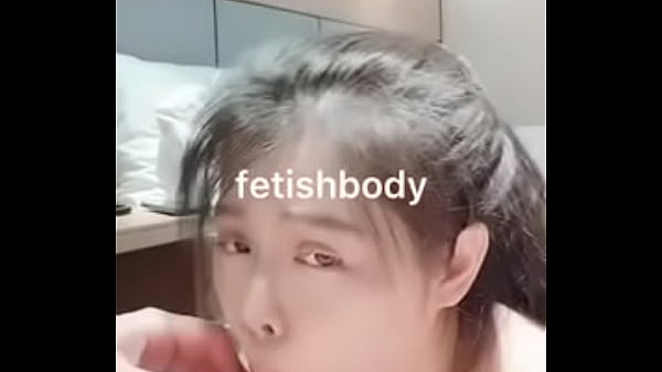 道具强制深喉/口水拉丝/呕声/鼻涕声/眼泪/鼻涕/颜射 类似无套内射的感觉怎一个爽字了得