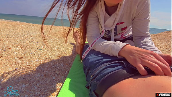 Stranger cum in my panties on the beach Risky p...