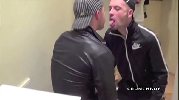 JORDN fucked by top arab dominant in sneaker