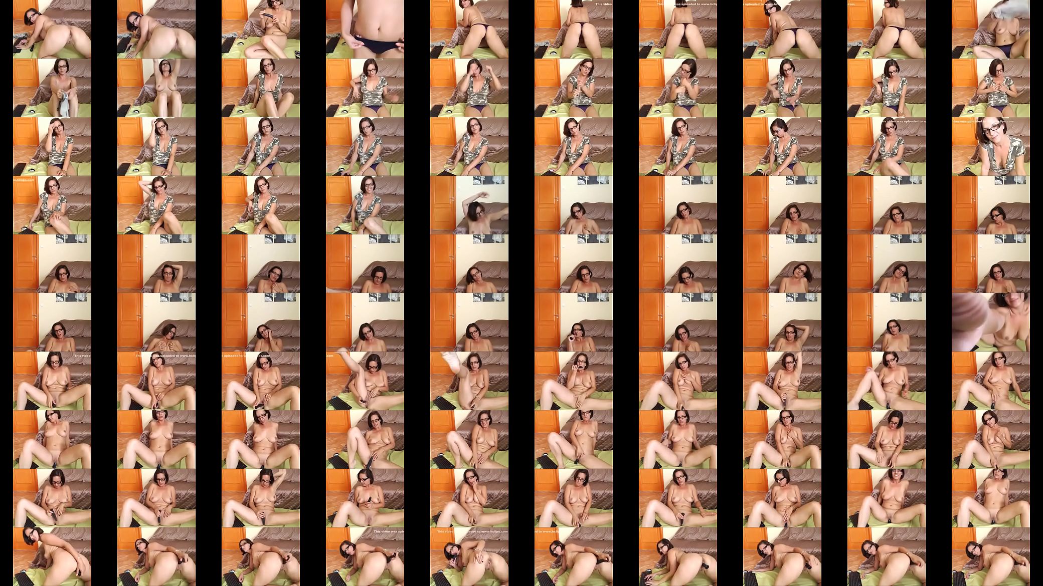 My Mia Dilldo doggystyle on our webcam. 预览图