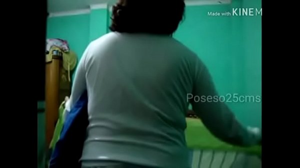 LA MIRE ME GUSTO Y LA CONVENCÍ DE FOLLÁRMELA EN...