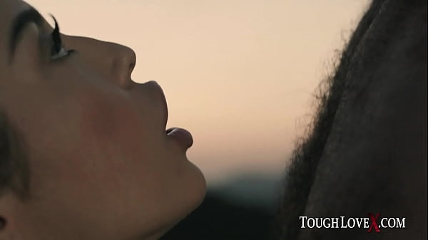 TOUGHLOVEX Penetrating sunset with Vanessa Sky