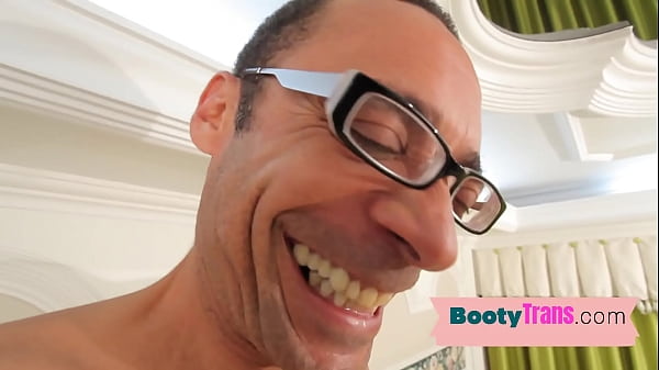 Bootylicious trans babe booty fucked in leather...