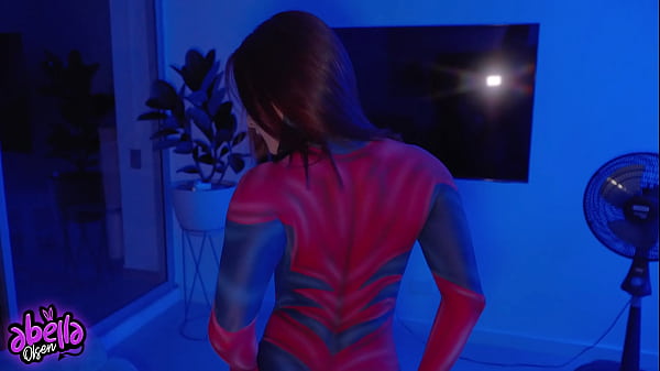 Hot SPIDERWOMAN FUCKS her fan and ride him until he CUMS!