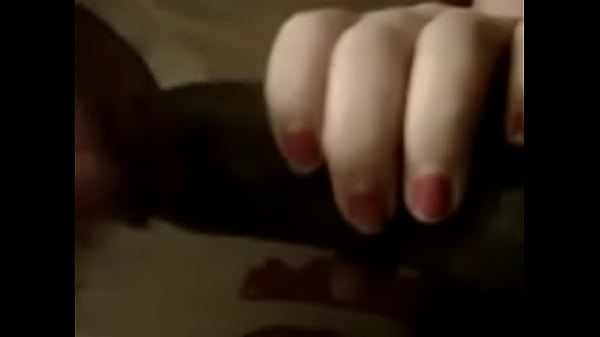 thumb thot giving hea d
