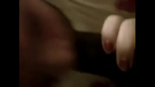 thumb thot giving hea d