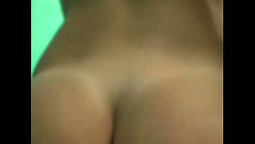 When the blonde gets out of the shower and washes stick and cum in pussy - Tamara Oliveira