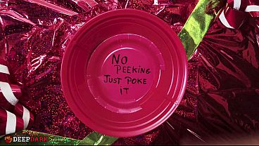 Hope Fontaine Xmas Present DP