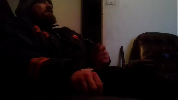 Get erection so i jerk off