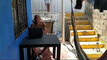 Sexo al aire libre con mi vecina caliente y de culo grande