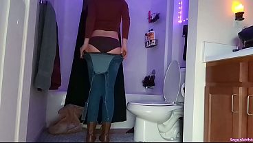 Farmer Girl Sage Eldritch in Overalls Peeing [Voyeur]