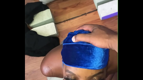 Pretty Face Slim Ebony Slut With Glasses Showing Ass, Toes, And Soles In The Mirror While Deep-Throating BBC Sloppy For A Facial And Throatpie