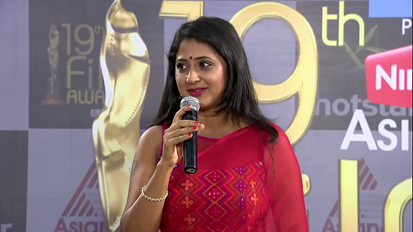 Actress Kanika Hot & Sexy Big Navel Show in Saree