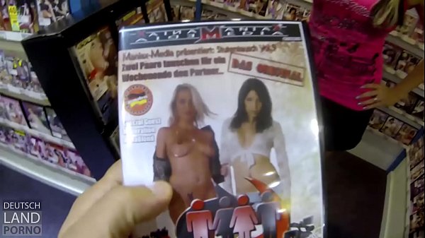 Download Video - Julia Pink -  auch sie geh&ouml;rt in die Analen von Titus&period;&period;&period;&period;  dp