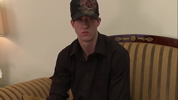 Victoria Lawson an experienced woman with brown hair loves to take it in the pussy