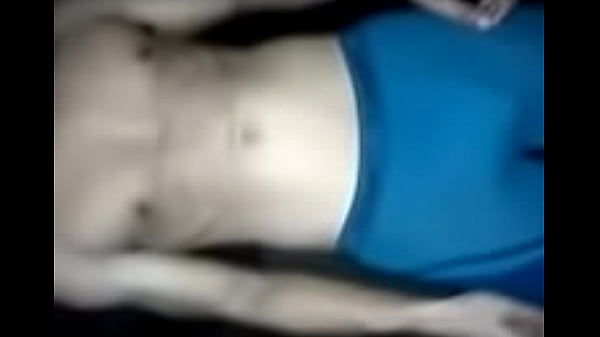 Chico caliente bailando para su novia y luego s...