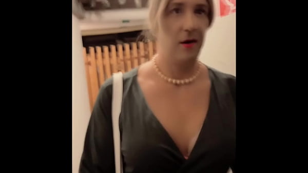 SissyTask-Steel Clothes from neighbours and dai...