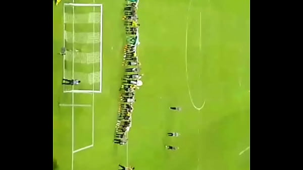 Ceará SC goalkeeper fucking with Corinthians fans