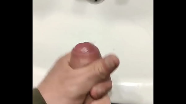 Éjaculation Dans La Salle De Bain