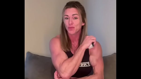 Tudo sobre fetiche! Kalena vem ao Topcast e conta tudo sobre suas historias como cam girl e muito mais.