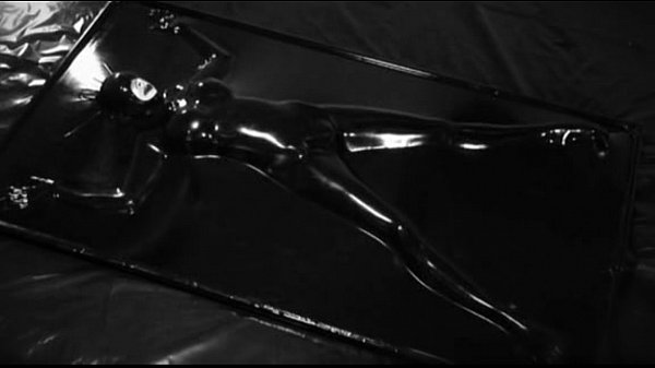 Download Video - Lesbian fetish face ride pussy licking latex vacubed