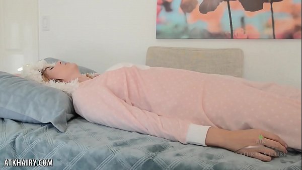 Download Video - Aali Rousseau works hard to cum for your pleasure