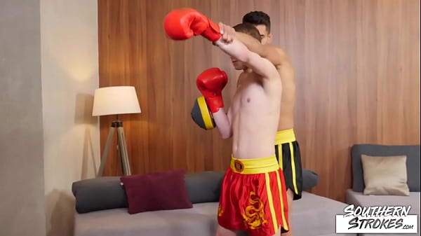 Download Video - SOUTHERNSTROKES Tanned Jock Luke Geer Barebacks Taylor Mason