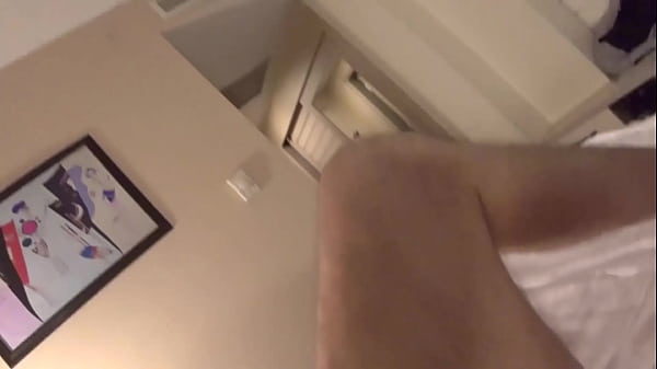 HOT BABE SUCKS A COCK AND FUCKED