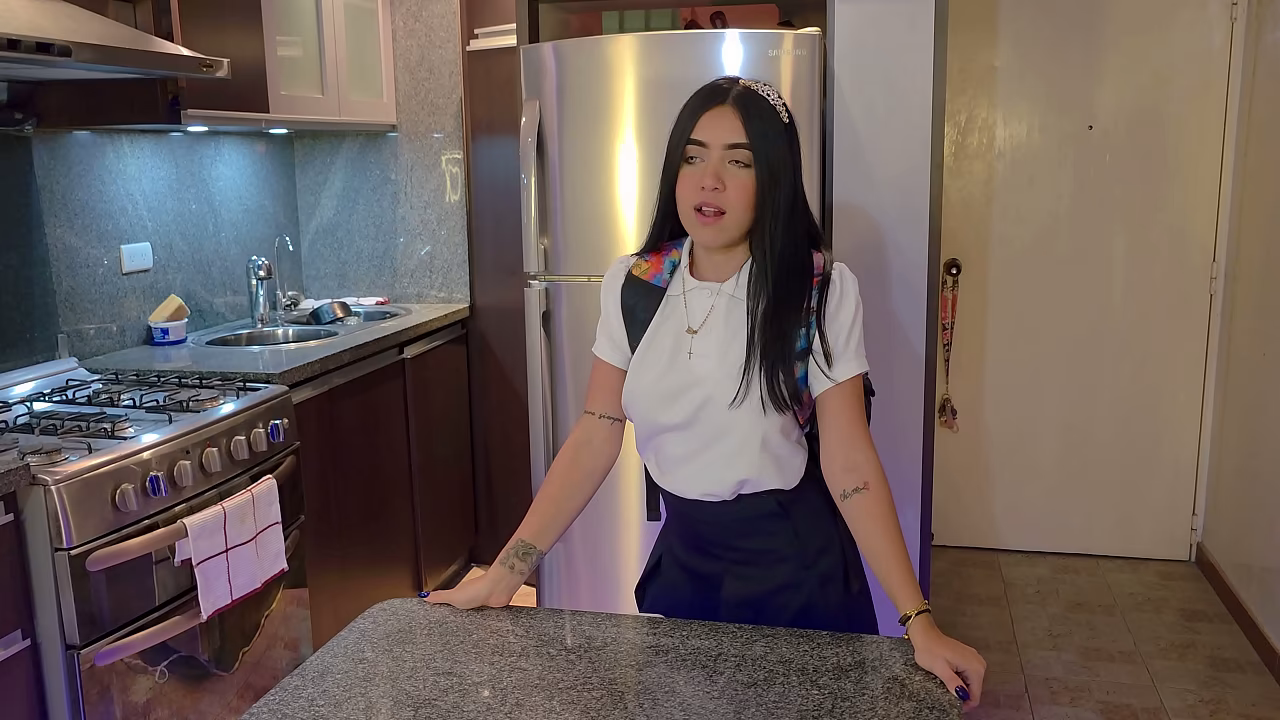 Horny student can'_t resist the urge to have sex with her stepbrother