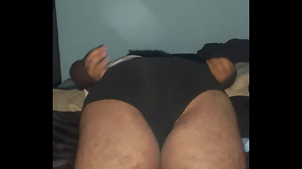 Download Video - Gordo con interior de ni&ntilde;a